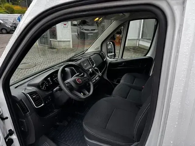 Gebraucht Fiat Ducato 180 PS (132 kW) 2024 Weiß Van