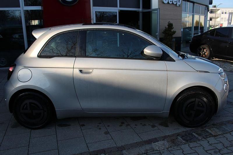 Gebraucht Fiat 500e S 86 kW (118 PS) 2025 Grau