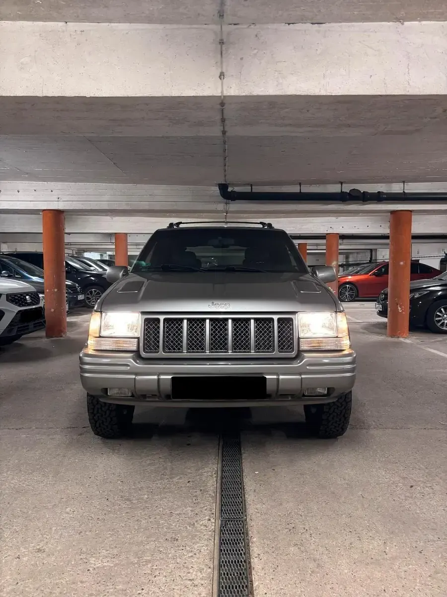Gebraucht Jeep Grand Cherokee 250 PS (183 kW) 1997 Silber SUV