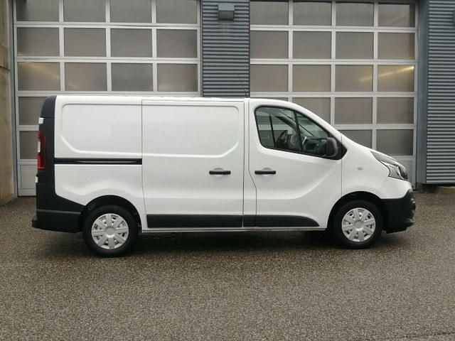 Gebraucht Renault Trafic Komfort 121 PS (88 kW) 2019 Van / Kleinbus