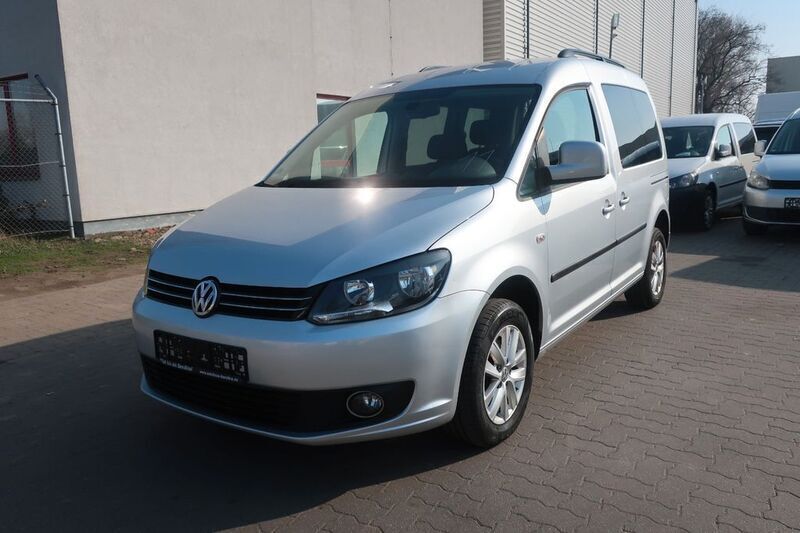 Silber Gebraucht 2011 VW Caddy Comfortline Van / Kleinbus | 6.500 € (Guter Preis) - Bild 1/4
