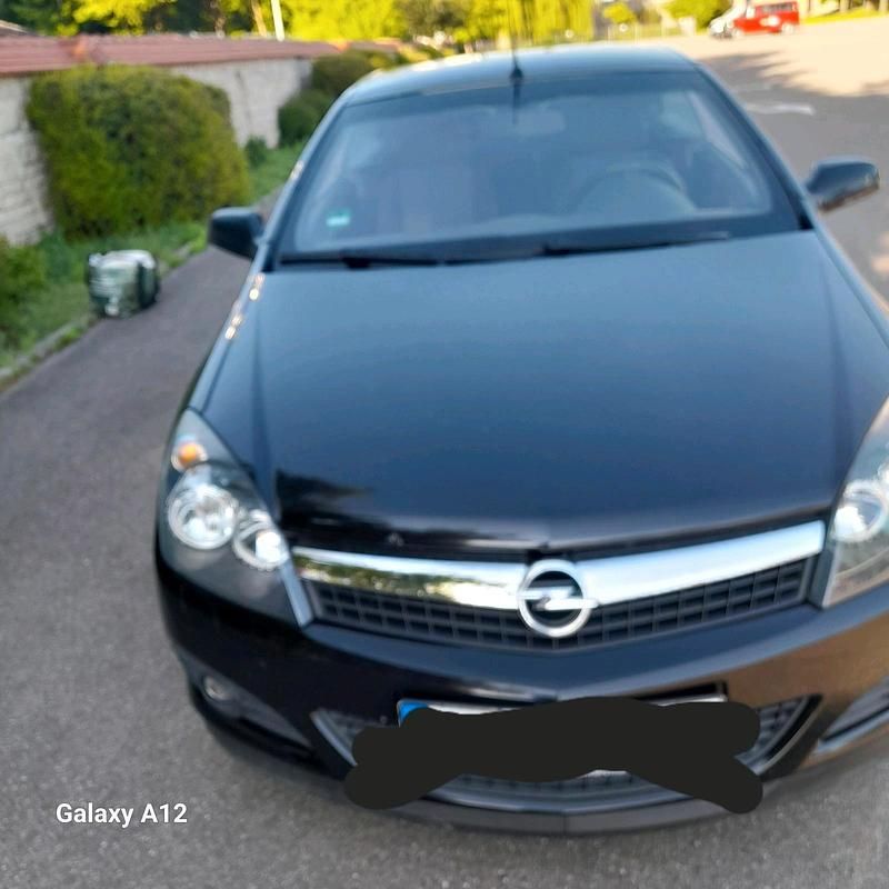Gebraucht Opel Astra Cabriolet 116 PS (85 kW) 2008 Schwarz Cabrio