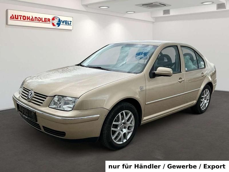 Gebraucht VW Bora Highline 105 PS (77 kW) 2002 Gold Limousine
