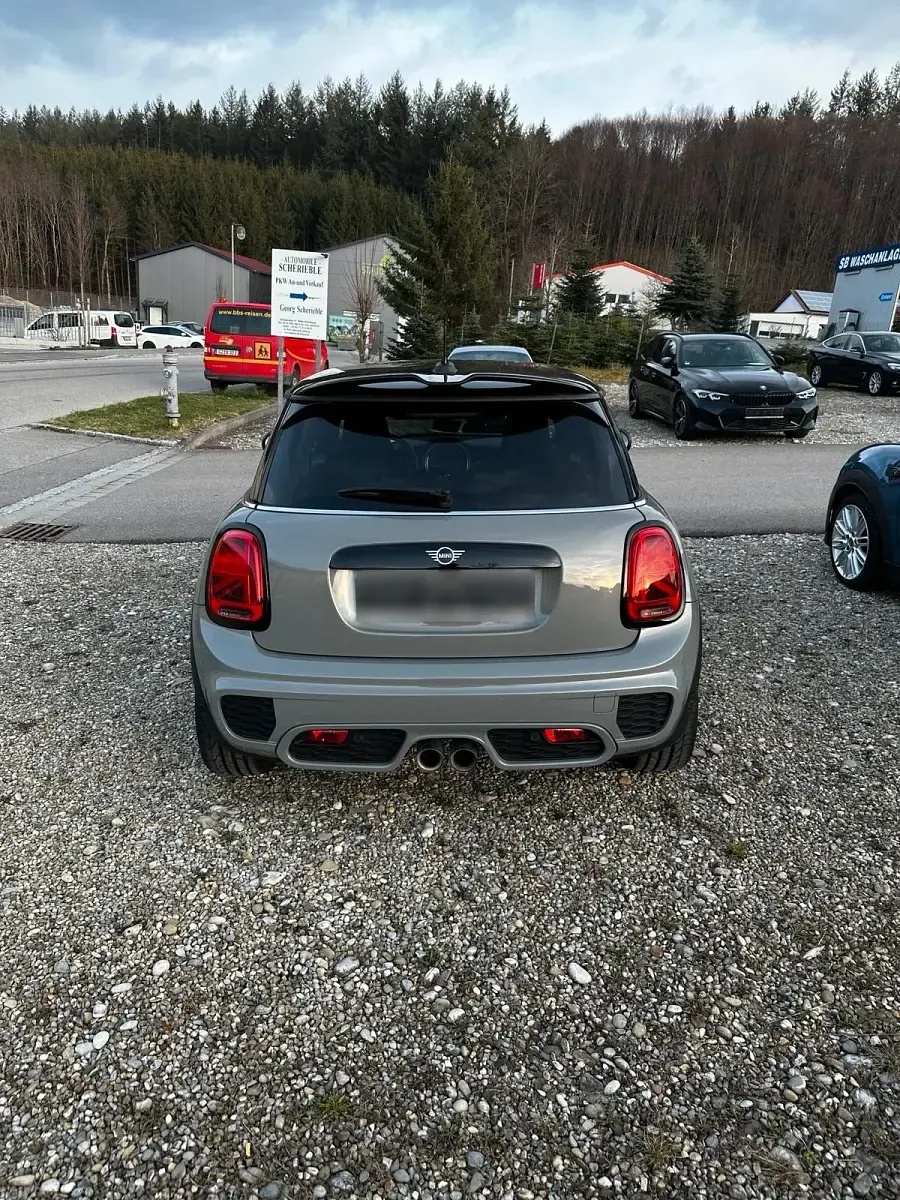 Gebraucht Mini John Cooper Works 231 PS (169 kW) 2020 Grau Kleinwagen