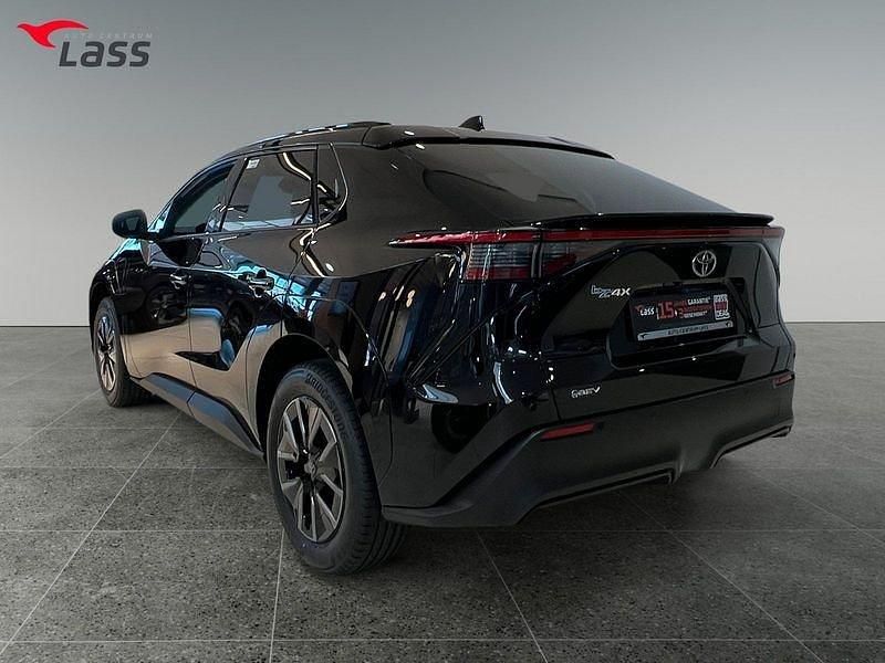 Neu Toyota bZ4X 166 kW (226 PS) 2026 Attitude black mc SUV