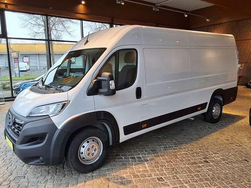 Gebraucht Opel Movano 140 PS (102 kW) 2024 Weiss Van