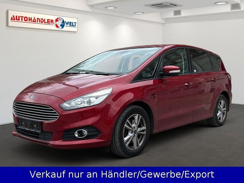 Rot Gebraucht 2018 Ford S-MAX S Van / Kleinbus | 10.399 € (Superpreis) - Bild 1/3