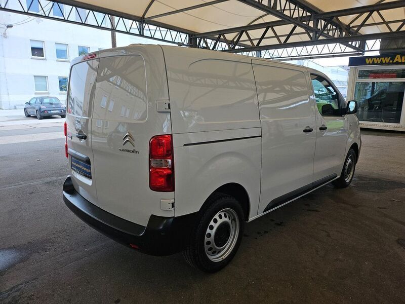 Second-hand Citroën Jumpy 144 CP (105 kW) 2024 Alb Monovolum