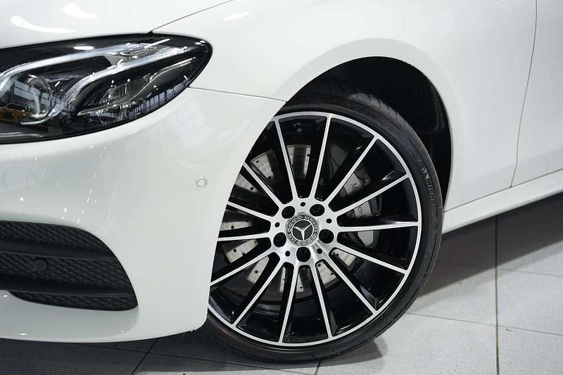 Gebraucht Mercedes E400 AMG line 340 PS (250 kW) 2018 Weiß Kombi