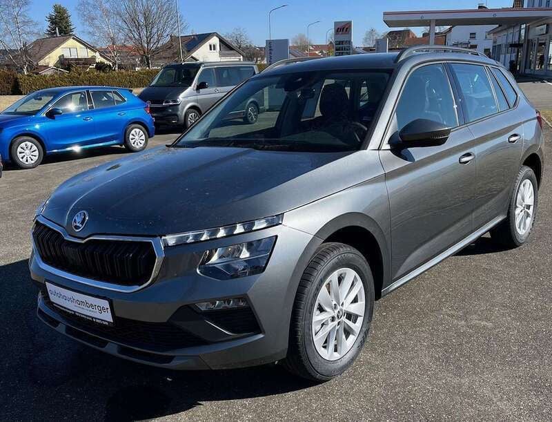 Graphitegrau metallic Neu 2024 Skoda Kamiq Selection SUV | 25.880 € (Guter Preis) - Bild 1/4