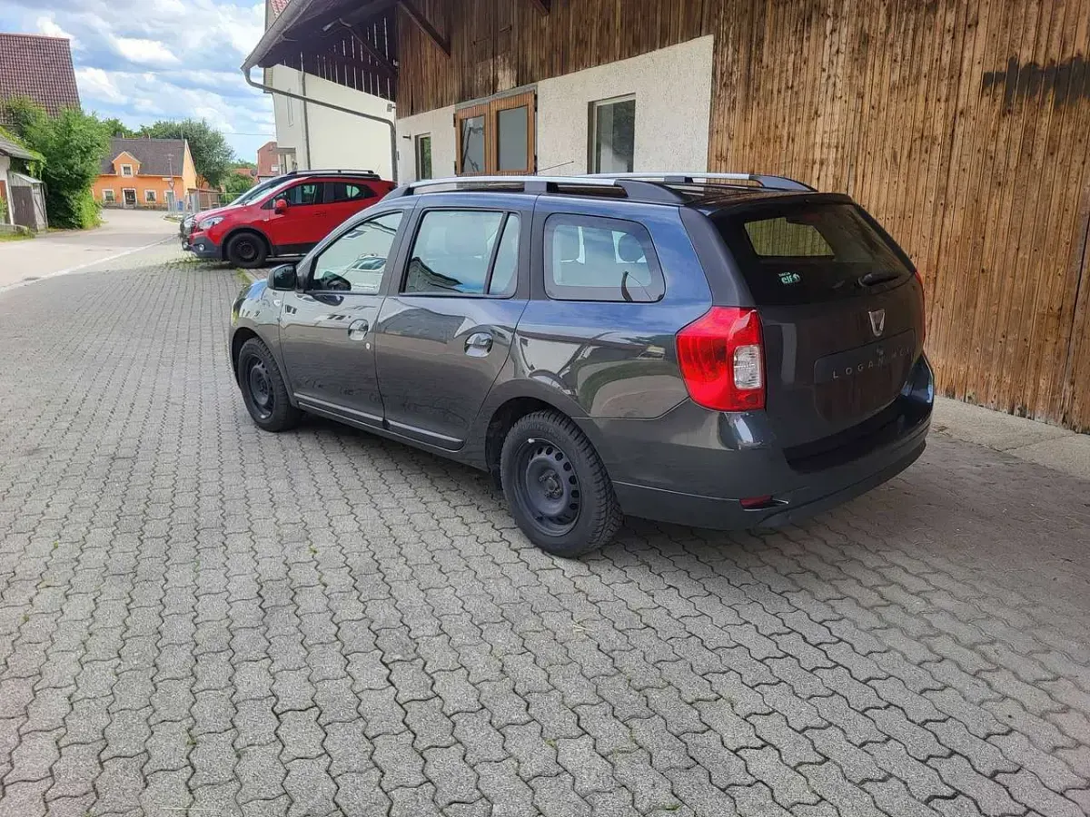 Gebraucht Dacia Logan Comfort 73 PS (53 kW) 2018 Grau "comete" Kombi