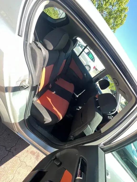 Gebraucht Opel Astra Edition 101 PS (74 kW) 2004 Orange Limousine
