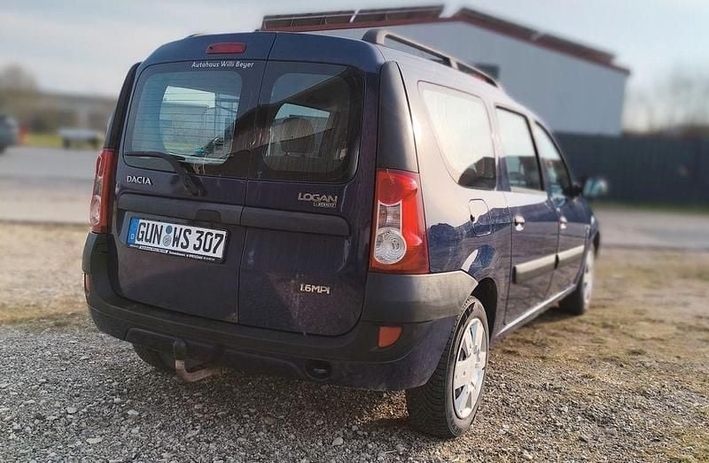 Gebraucht Dacia Logan MCV Lauréate 87 PS (63 kW) 2008 Blau Limousine