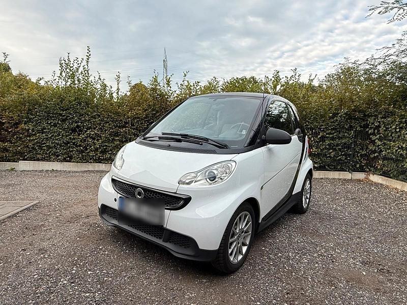 Weiß Gebraucht 2013 Smart ForTwo Coupé Coupé | 4.999 € (Fairer Preis) - Bild 1/4