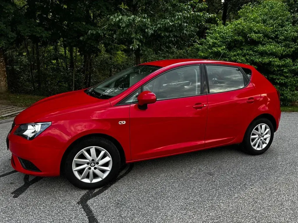 Gebraucht Seat Ibiza 4You 86 PS (63 kW) 2014 Rot Limousine