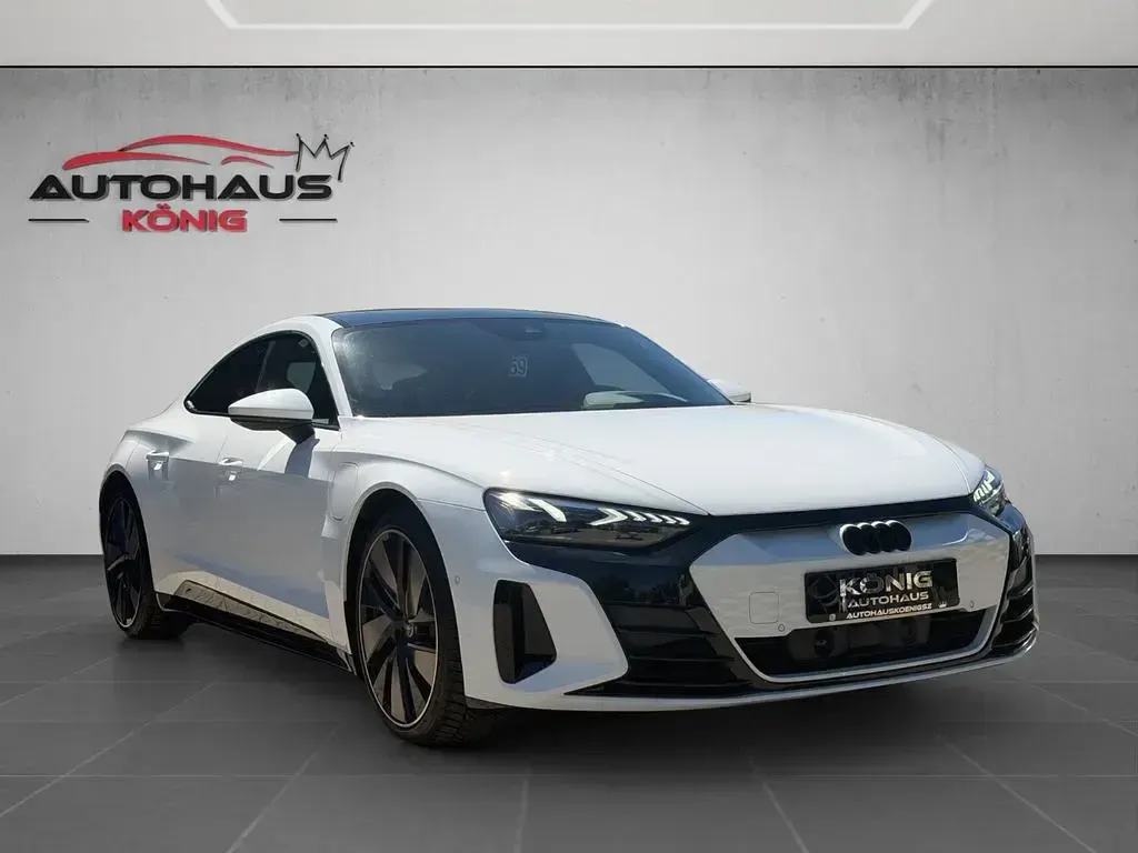 Gebraucht Audi e-tron GT quattro Sport 350 kW (476 PS) 2023 Weiß Limousine