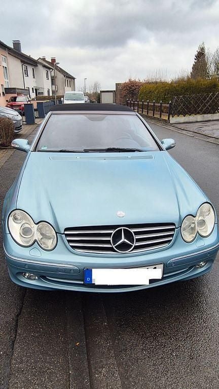 Gebraucht Mercedes CLK320 224 PS (164 kW) 2003 Blau Cabrio