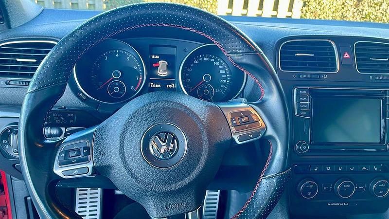 Gebraucht VW Golf Cabriolet GTI 220 PS (161 kW) 2015 Rot Cabrio