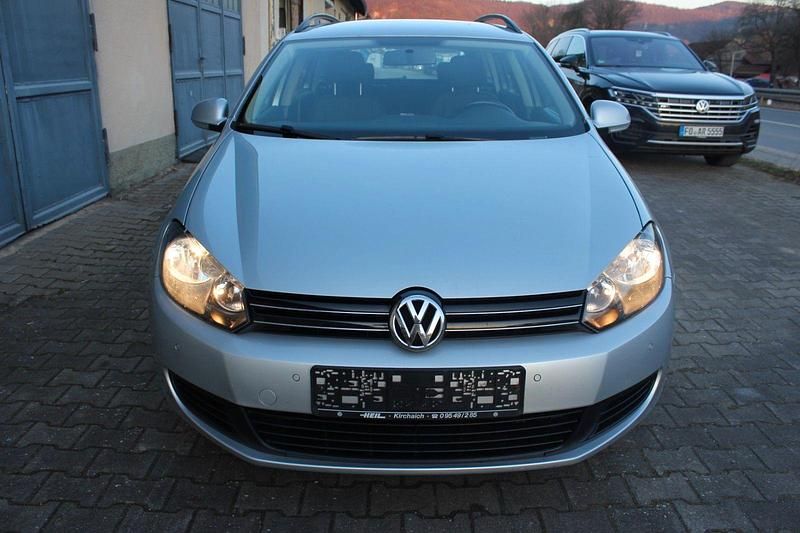 Gebraucht VW Golf VI 122 PS (89 kW) 2011 Silber Kleinwagen