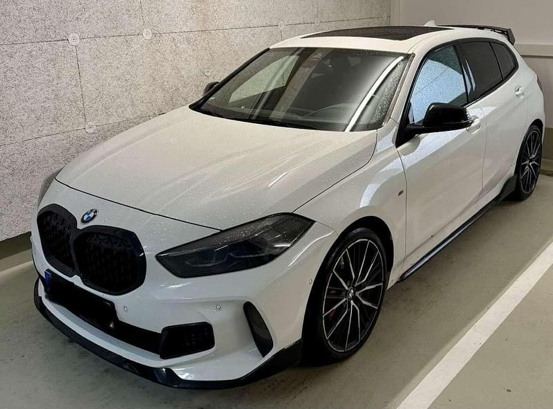 Gebraucht BMW M135 M Performance 306 PS (225 kW) 2023 Weiß Kleinwagen