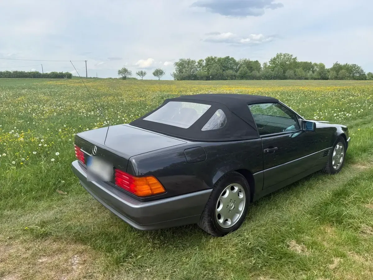 Gebraucht Mercedes SL300 231 PS (169 kW) 1992 Schwarz Cabrio