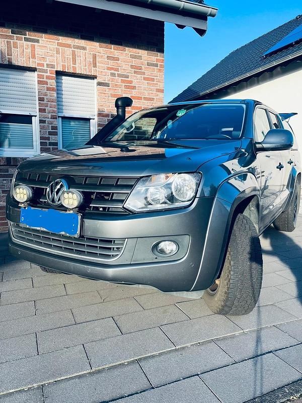 Grau Gebraucht 2015 VW Amarok Highline Abholung | 16.950 € (Fairer Preis) - Bild 1/4