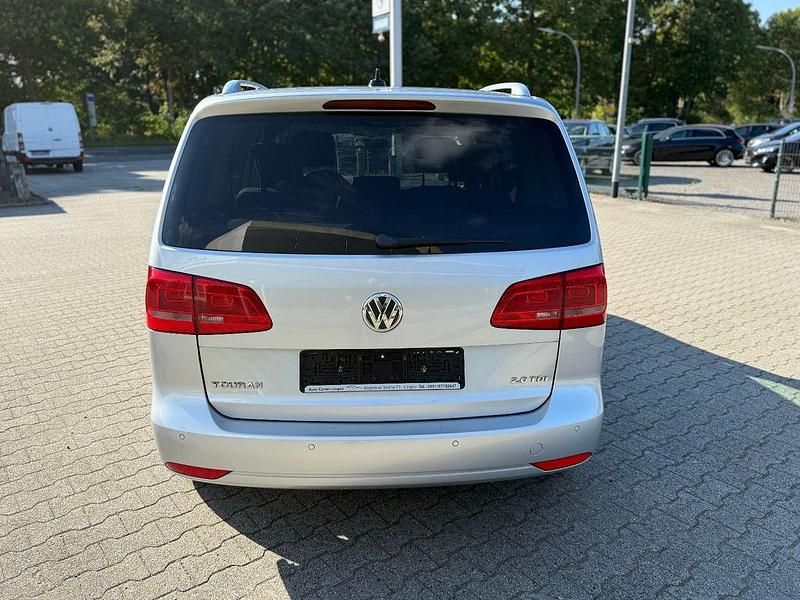 Gebraucht VW Touran Life 140 PS (102 kW) 2014 Silber Van / Kleinbus