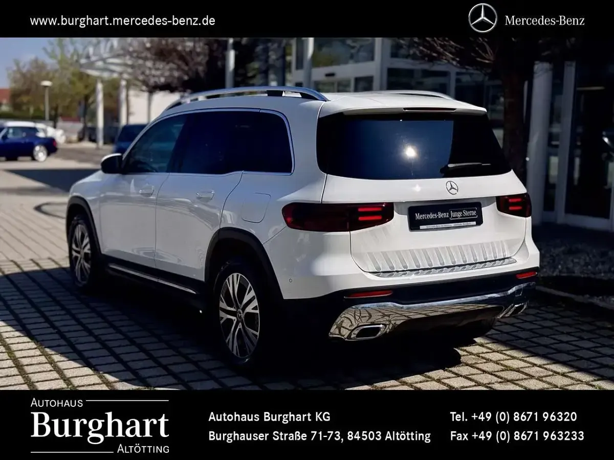 Gebraucht Mercedes GLB180 Advanced 136 PS (100 kW) 2024 Unilack polarweiß SUV
