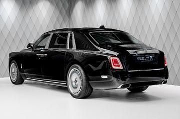 Neu Rolls Royce Phantom 571 PS (419 kW) 2025 Schwarz