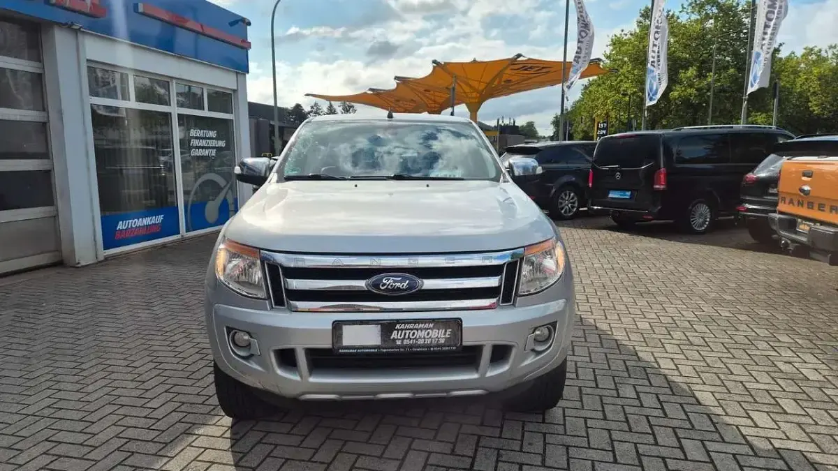 Gebraucht Ford Ranger Limited 150 PS (110 kW) 2015 Grau Pickup