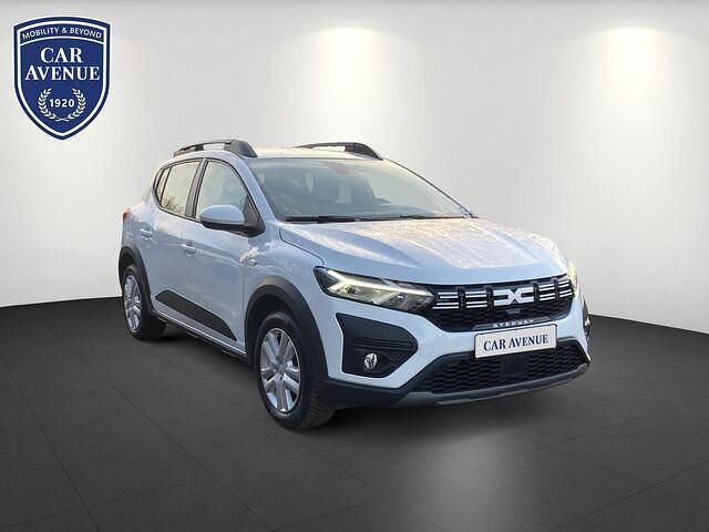 Gebraucht Dacia Sandero Expression 91 PS (66 kW) 2024 Weiß Limousine