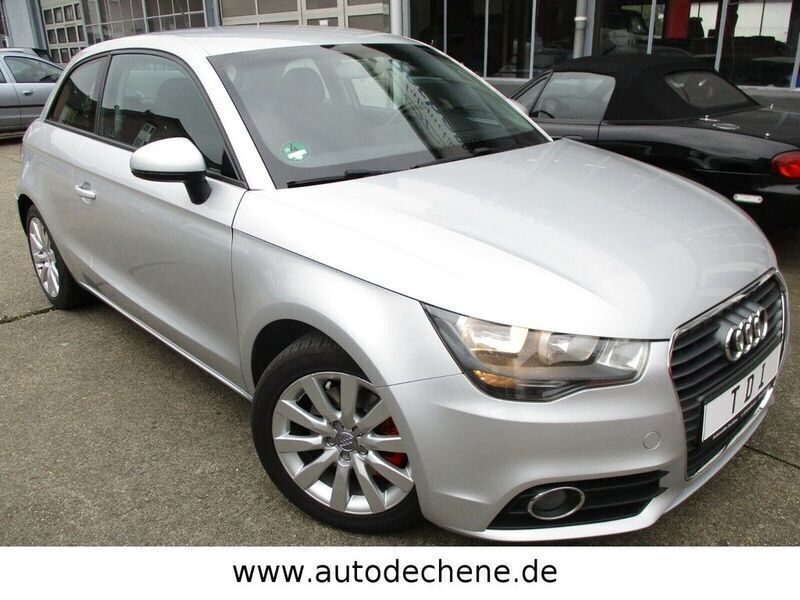 Gebraucht Audi A1 Attraction 105 PS (77 kW) 2010 Eissilber perleffekt (metallic) Kleinwagen