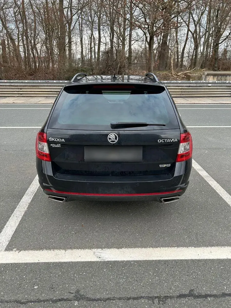 Gebraucht Skoda Octavia RS 220 PS (161 kW) 2016 Schwarz Kleinwagen