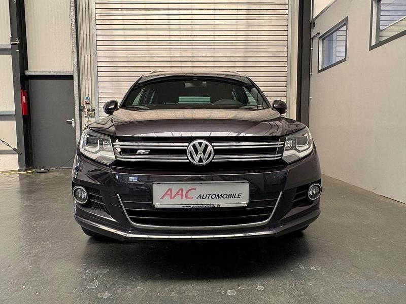 Gebraucht VW Tiguan Sportline 150 PS (110 kW) 2016 Grau SUV