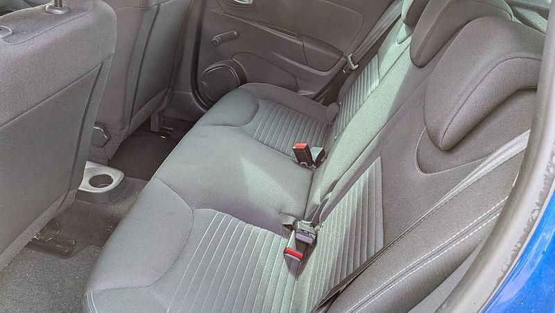 Gebraucht Renault Clio IV Bose Edition 90 PS (66 kW) 2017 Blau Limousine