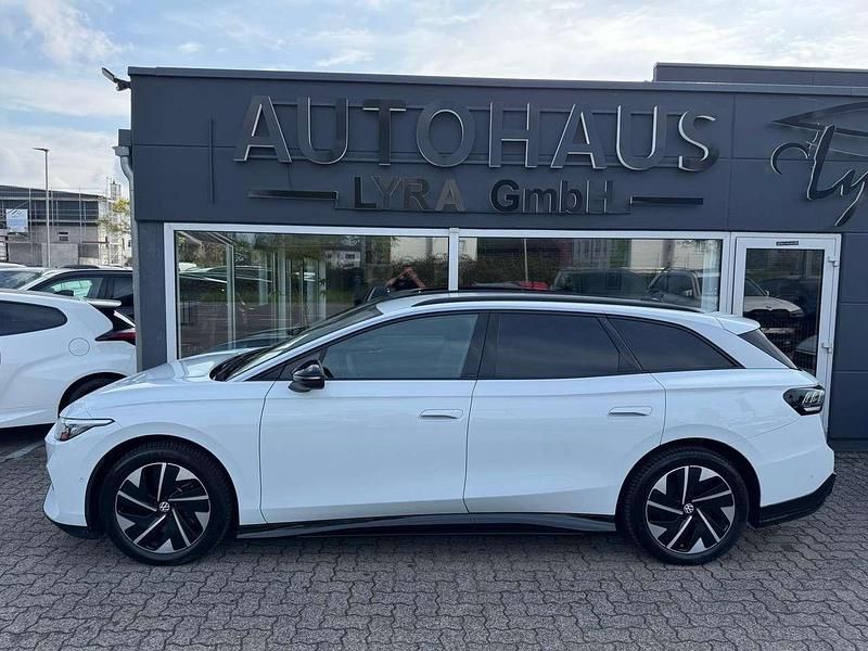 Gebraucht VW ID.7 Pro 210 kW (286 PS) 2025 Gletscherweiß metallic Kombi