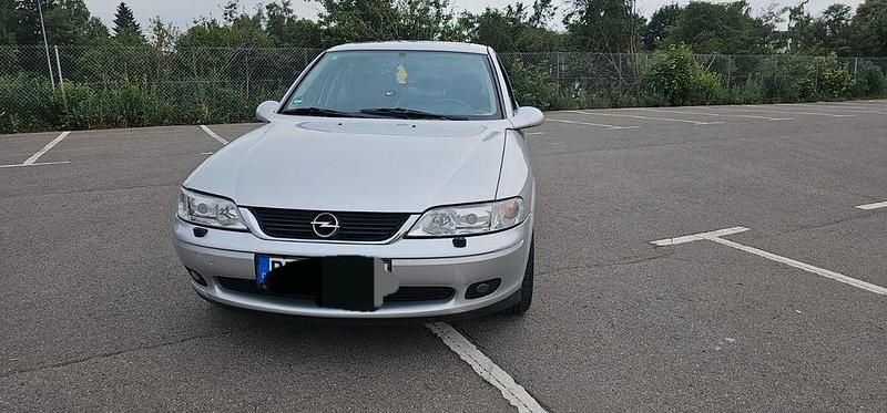 Silber Gebraucht 2000 Opel Vectra Limousine | 1.049 € (Guter Preis) - Bild 1/4