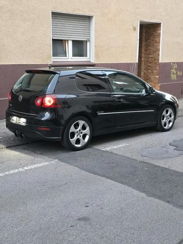Schwarz Gebraucht 2009 VW Golf VI R Coupé | 2.400 € (Superpreis) - Bild 1/4