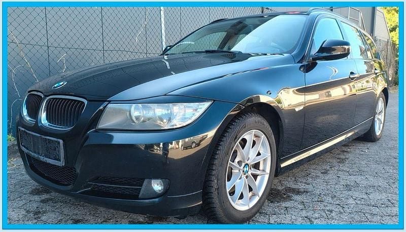 Schwarz Gebraucht 2012 BMW 320 Kombi | 4.300 € (Guter Preis) - Bild 1/4