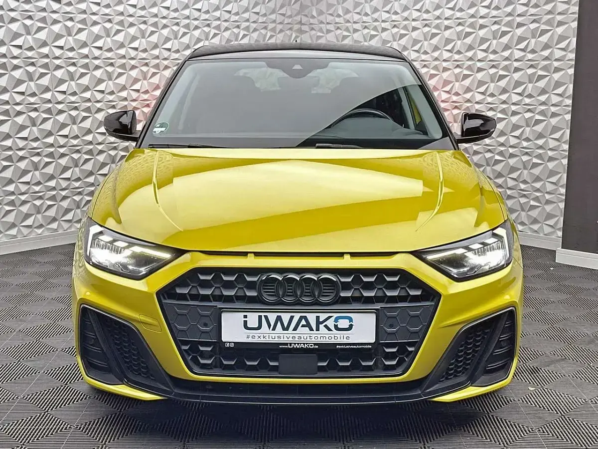 Gebraucht Audi A1 Edition .1 116 PS (85 kW) 2020 Pythongelb metallic SUV