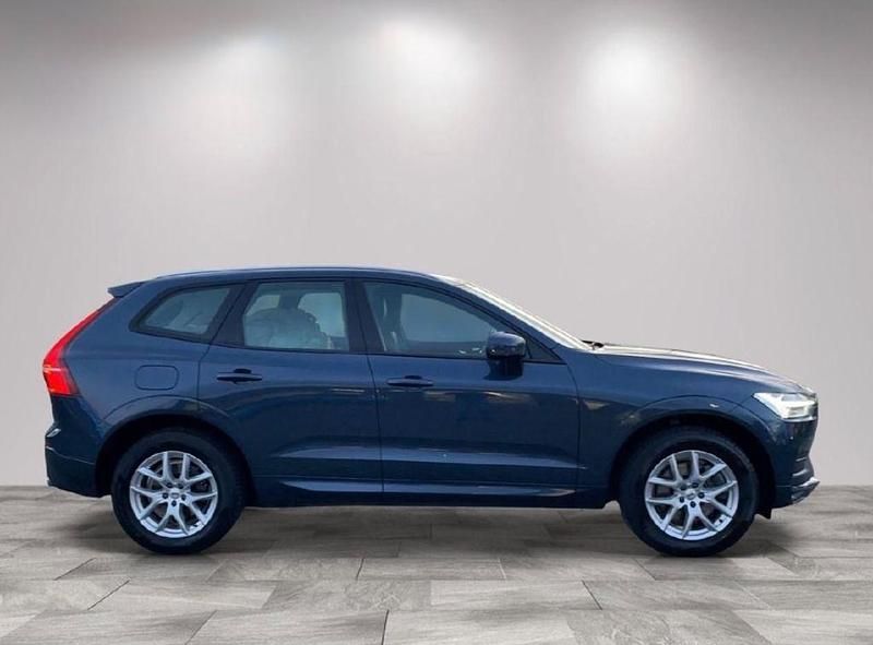 Blau Gebraucht 2018 Volvo XC60 R-Design SUV | 25.850 € (Fairer Preis) - Bild 1/4