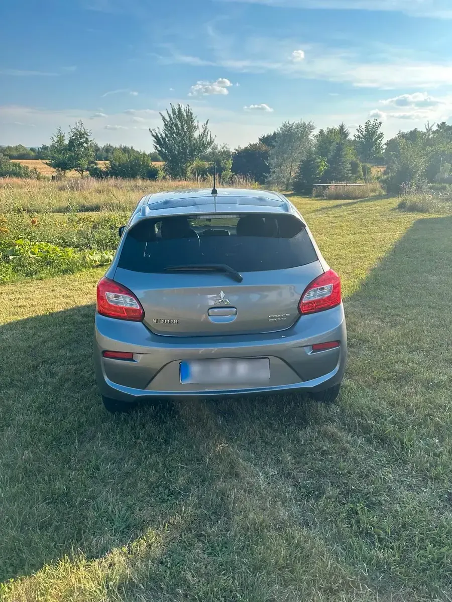 Gebraucht Mitsubishi Space Star 80 PS (58 kW) 2017 Silber Kleinwagen