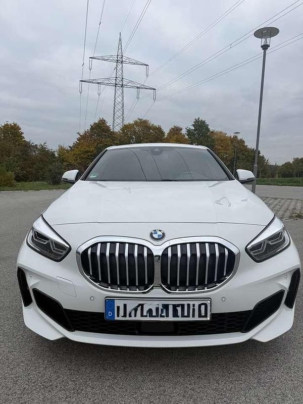 Gebraucht BMW 128 Shadowline 265 PS (194 kW) 2023 Weiß Limousine