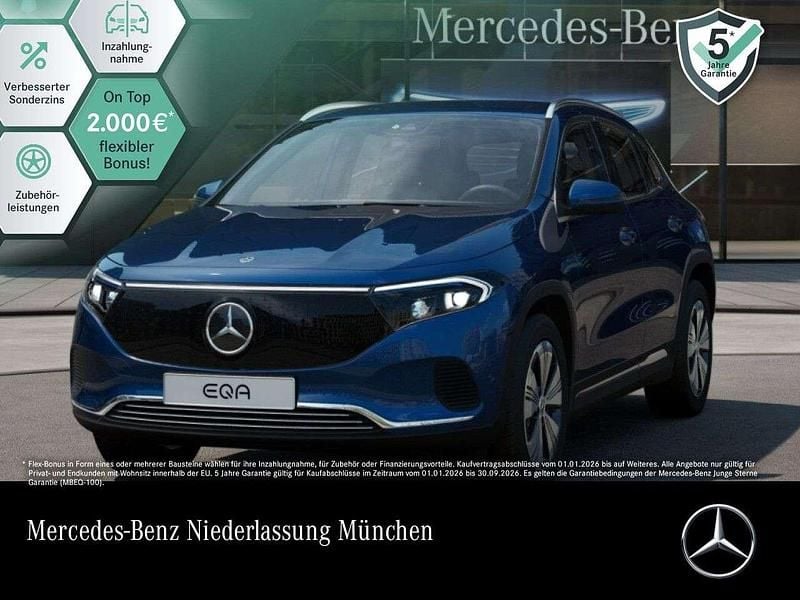Gebraucht Mercedes EQA300 Advanced 167 kW (228 PS) 2024 Blau SUV