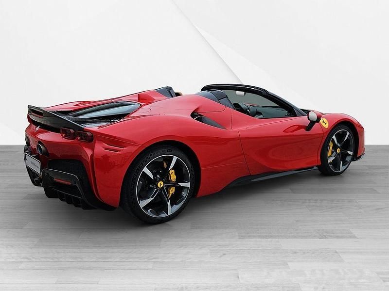 Gebraucht Ferrari SF90 2022 Rot Cabrio