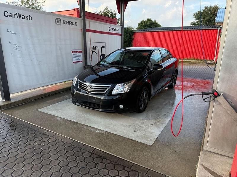 Schwarz Gebraucht 2011 Toyota Avensis Limousine | 6.500 € (Guter Preis) - Bild 1/4