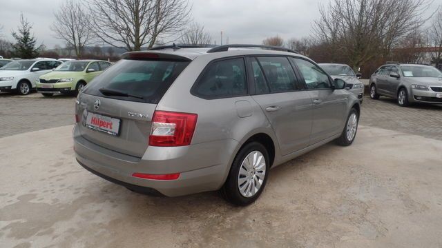 Gebraucht Skoda Octavia Solution 150 PS (110 kW) 2015 Beige metallic Kombi
