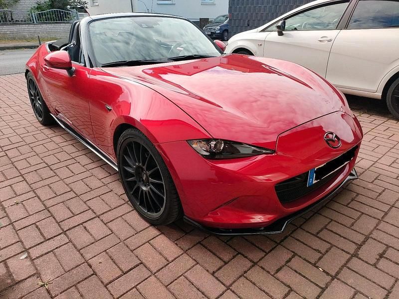 Rot Gebraucht 2015 Mazda MX5 Sports-Line Cabrio | 24.999 € - Bild 1/4