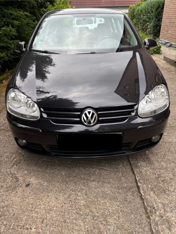 Schwarz Gebraucht 2007 VW Golf V Limousine | 4.400 € (Etwas zu teuer) - Bild 1/4