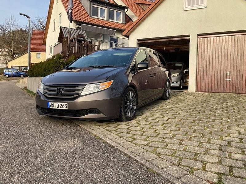 Gebraucht Honda Odyssey EX-L 252 PS (185 kW) 2013 Grau Van / Kleinbus